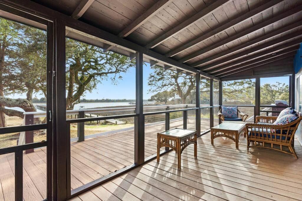 Dolphin Cove - Whole Waterfront House With Dock Villa Ocean Isle Beach Bagian luar foto
