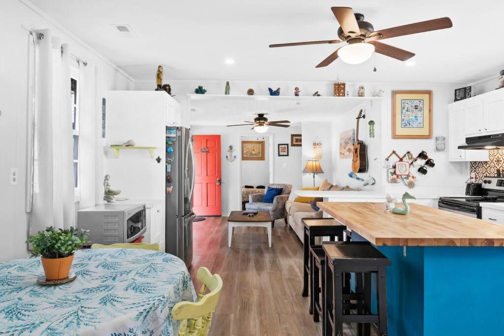 Dolphin Cove - Whole Waterfront House With Dock Villa Ocean Isle Beach Bagian luar foto